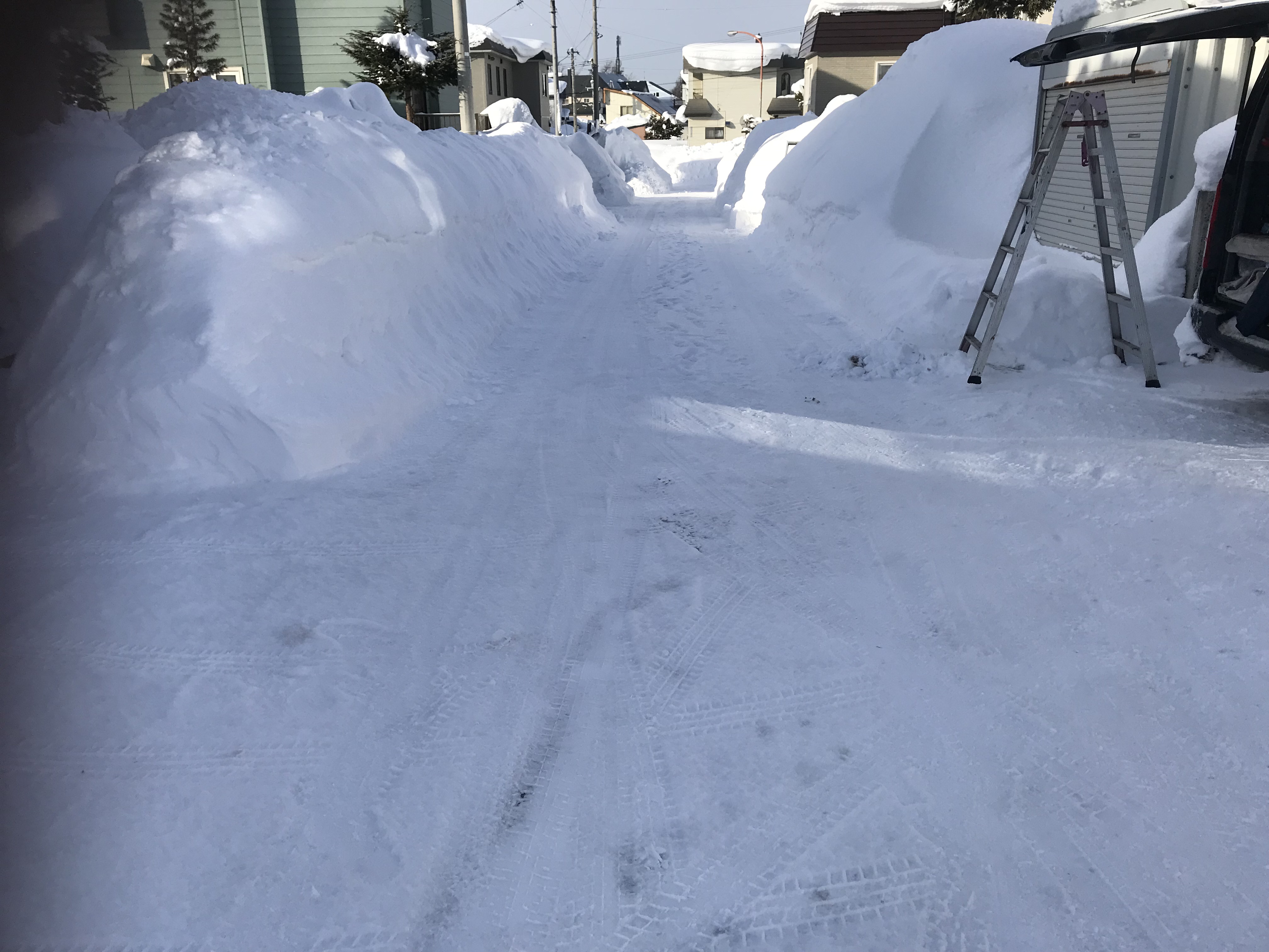 やっぱり岩見沢市の積雪は凄かった 雪下ろしの便利屋七道 便利屋 七道