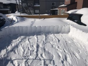 駐車場②除雪作業中
