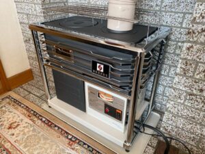 サンポットの煙突式ストーブ