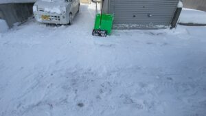 1時間で見違えるほど綺麗になった札幌の住宅除雪アフター写真
