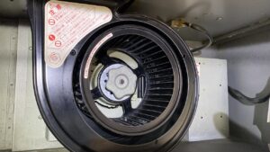 ピカピカになったシロッコファン