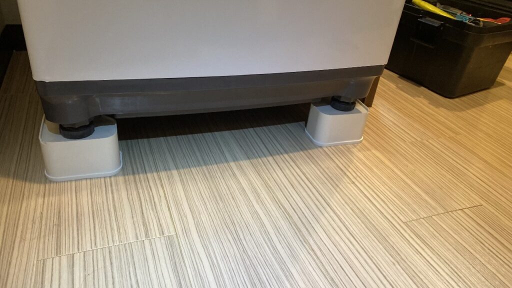 洗濯機用のかさ上げ部材