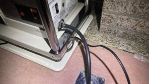 ストーブのゴムホース点検作業