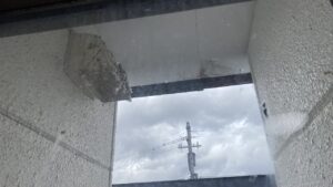 換気フードの汚れ