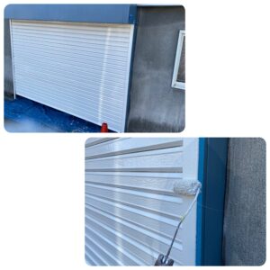 ローラーと刷毛を使い分けた上塗り作業